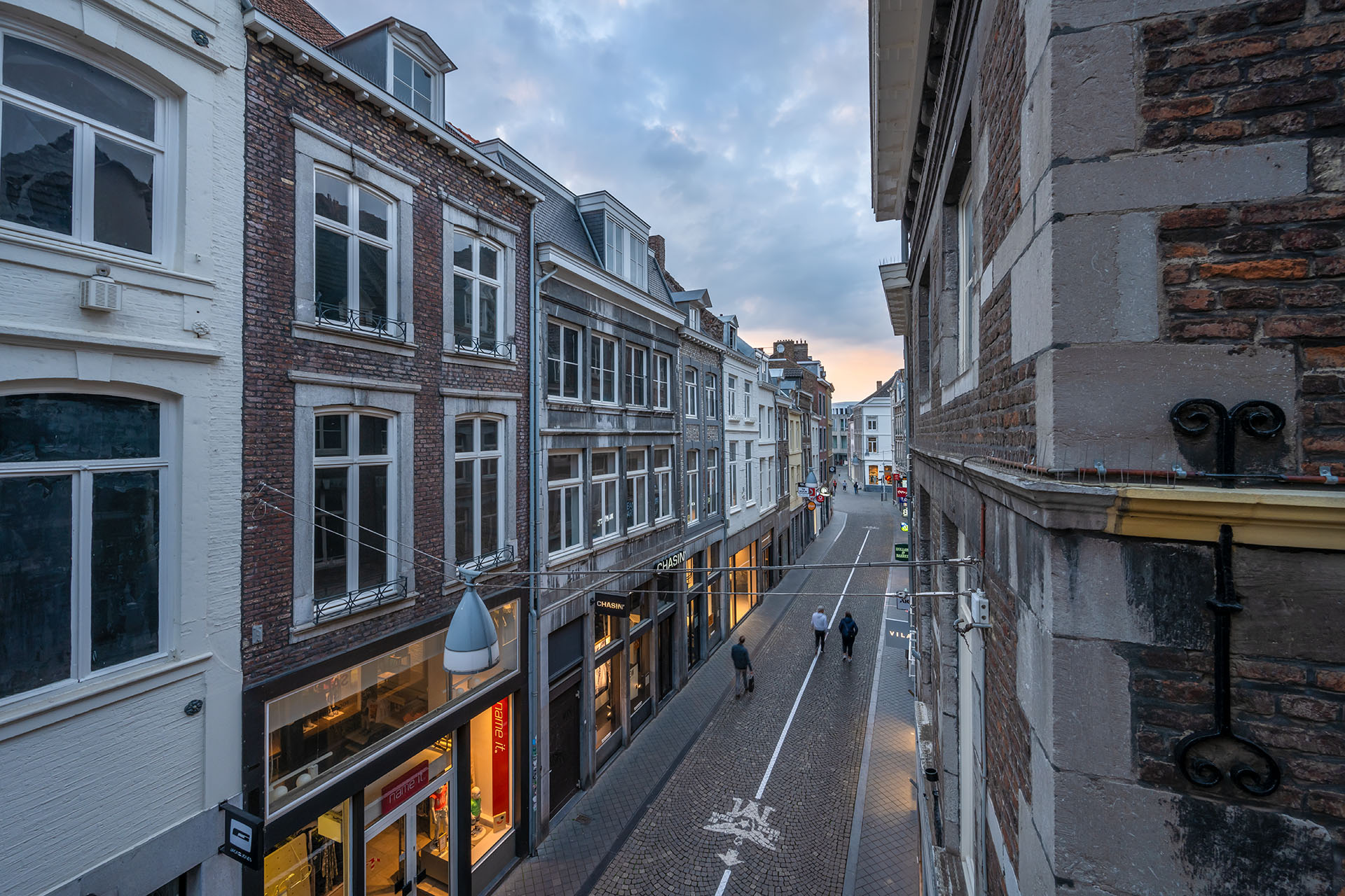 winkelpand bij avond | BOG-fotografie | Maastricht