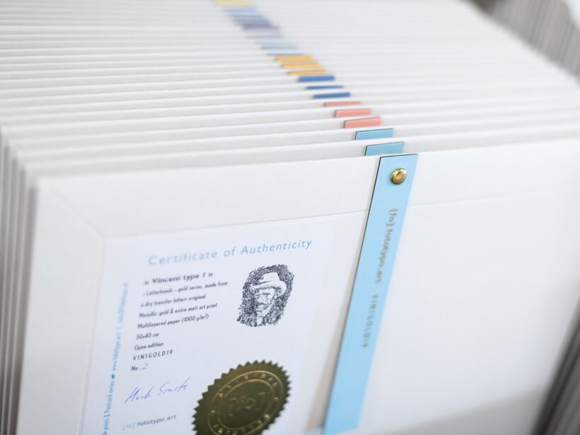 Vincent van Gogh | Letterhead Gold prints | envelop + certificaat Vincent van Gogh | Letterhead Gold prints | envelop + certificaat