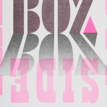 detail risoprint Pink outside the box