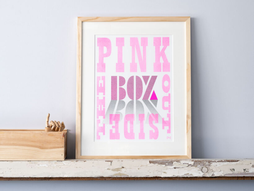 risoprint Pink outside the box | in lijst